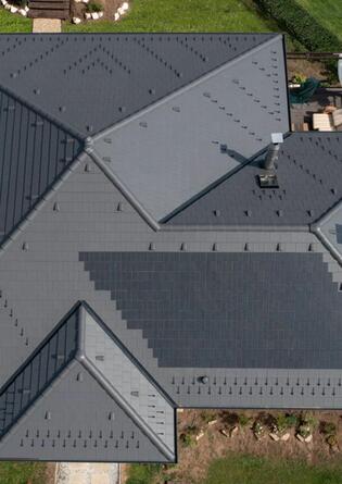 Solární střešní taška Generon MAX