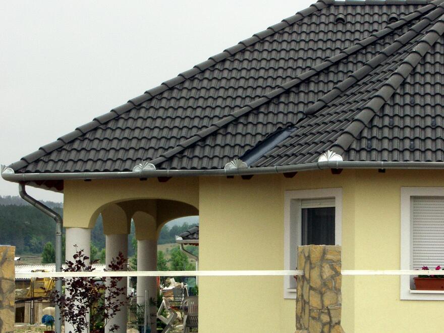 Antracit | Střešní taška Danubia