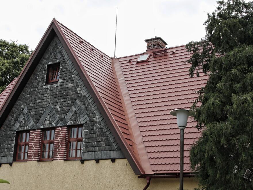 Korall | Střešní taška Rundo