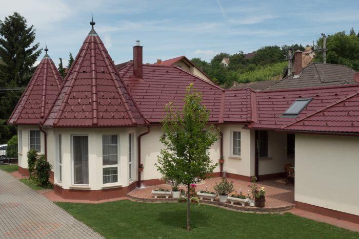 Merlot | Střešní taška Rundo