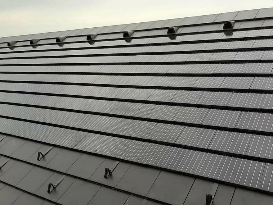 Solární taška Generon | Solární střešní taška Generon
