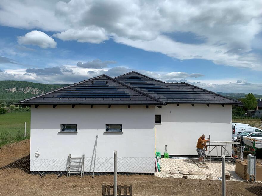 Solární taška Generon | Solární střešní taška Generon