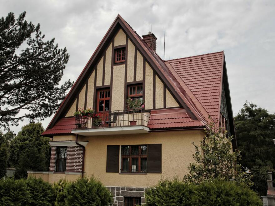 Cihlově červená | Střešní taška Rundo